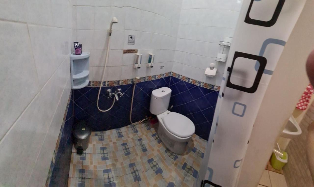 Traveller Home Tangerang Kültér fotó